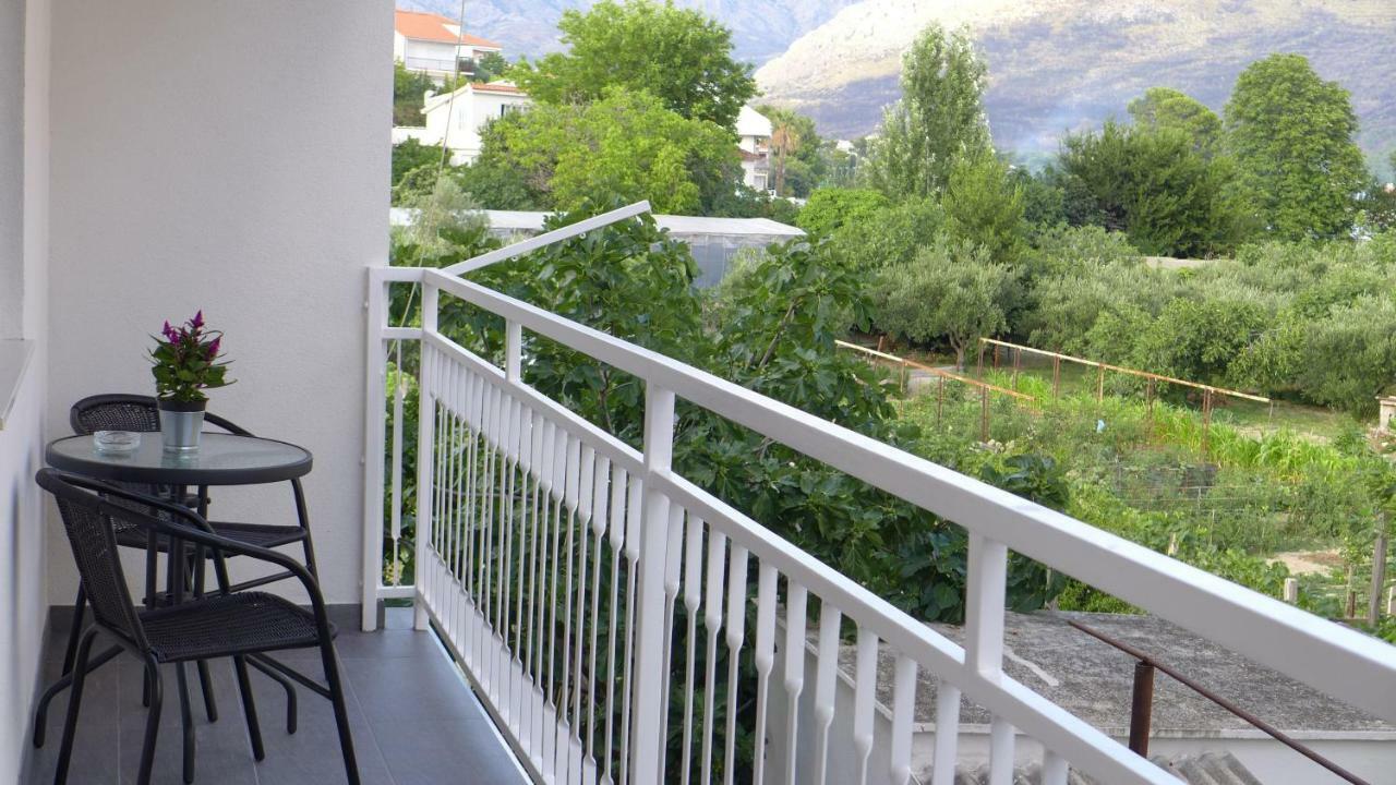 Apartment Epetij 2 Split Buitenkant foto