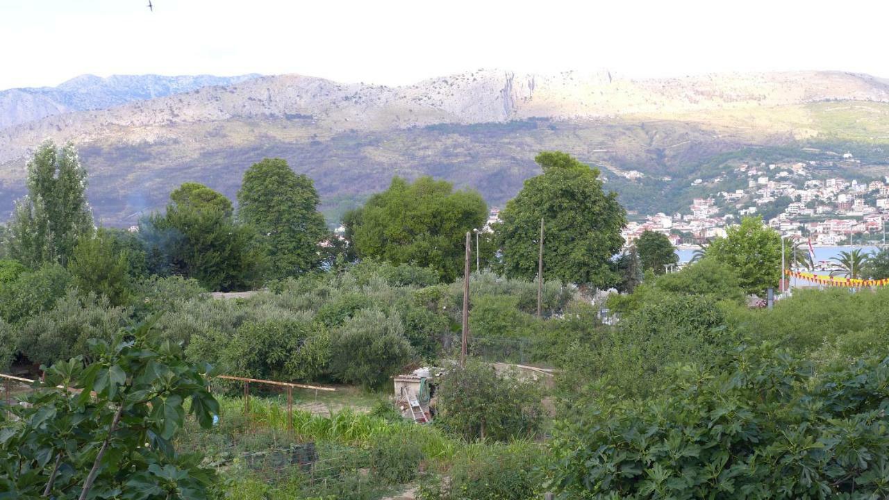 Apartment Epetij 2 Split Buitenkant foto