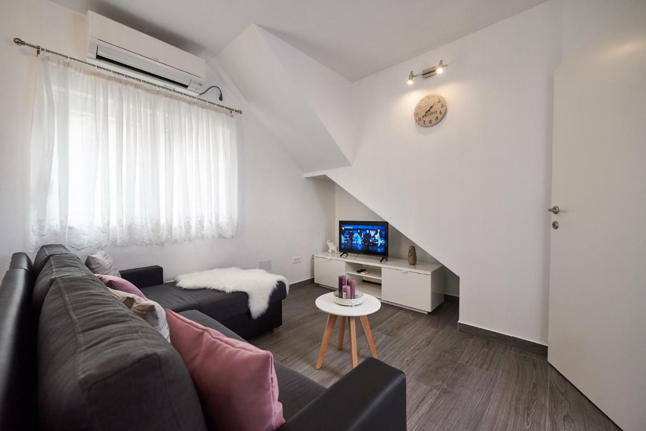 Apartment Epetij 2 Split Buitenkant foto
