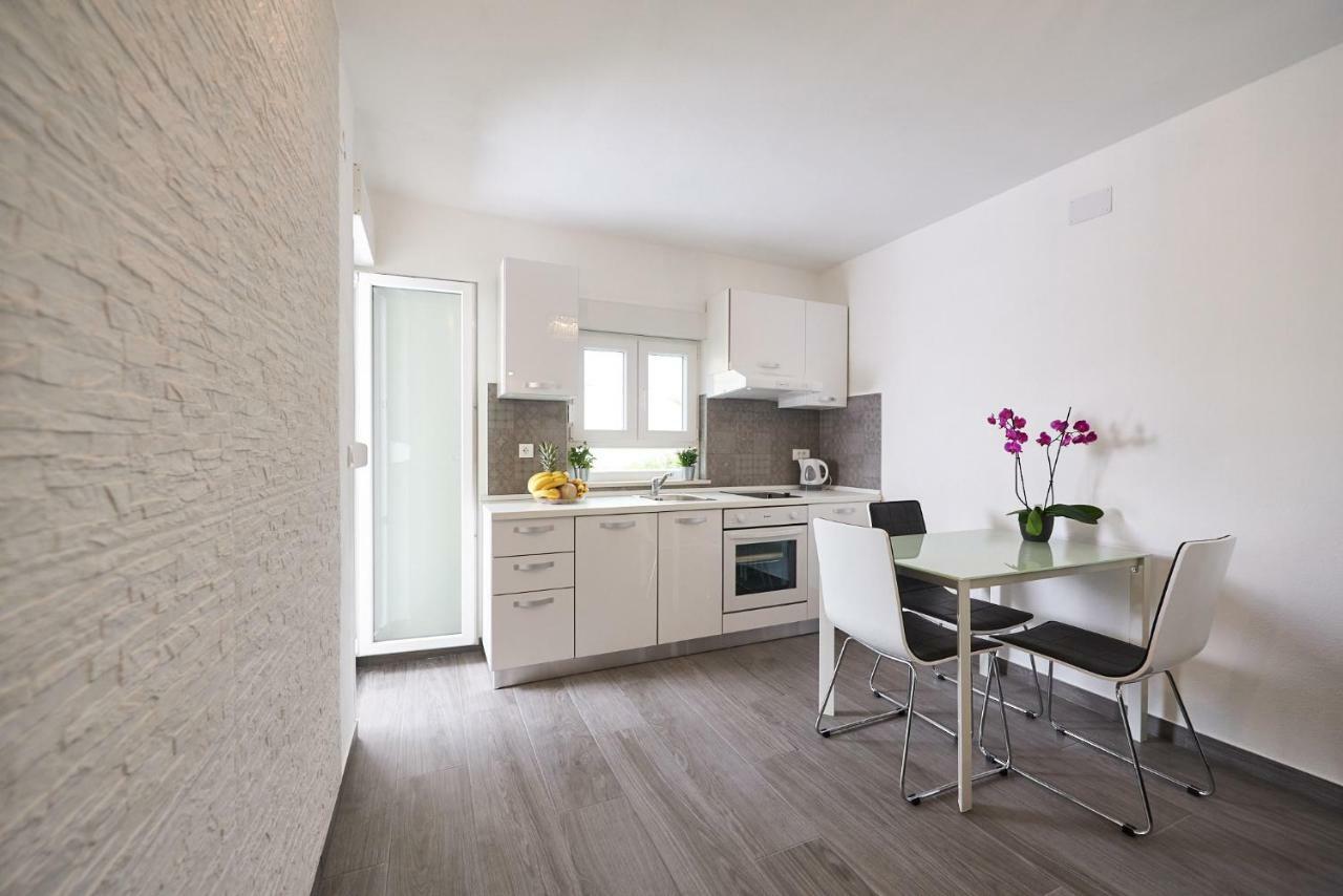 Apartment Epetij 2 Split Buitenkant foto