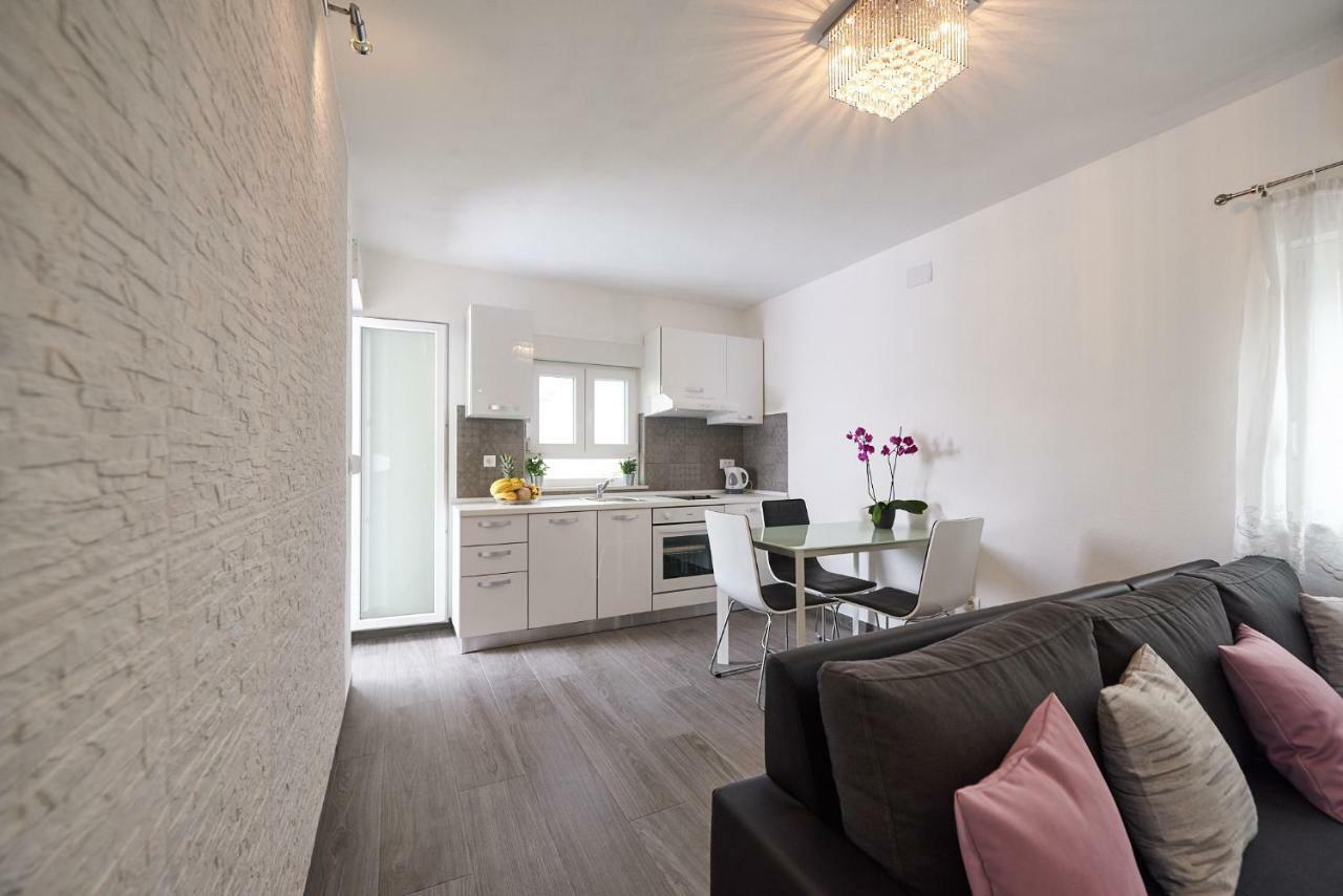 Apartment Epetij 2 Split Buitenkant foto