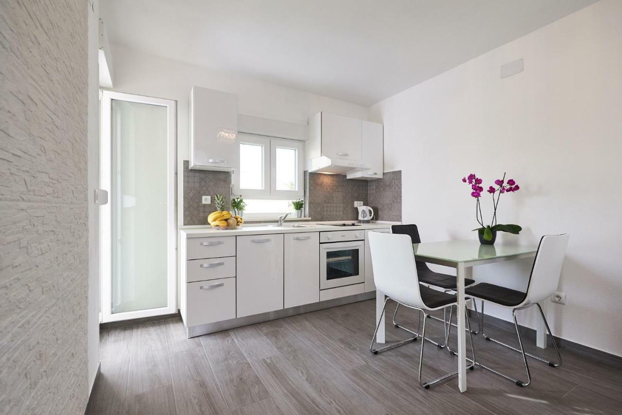 Apartment Epetij 2 Split Buitenkant foto